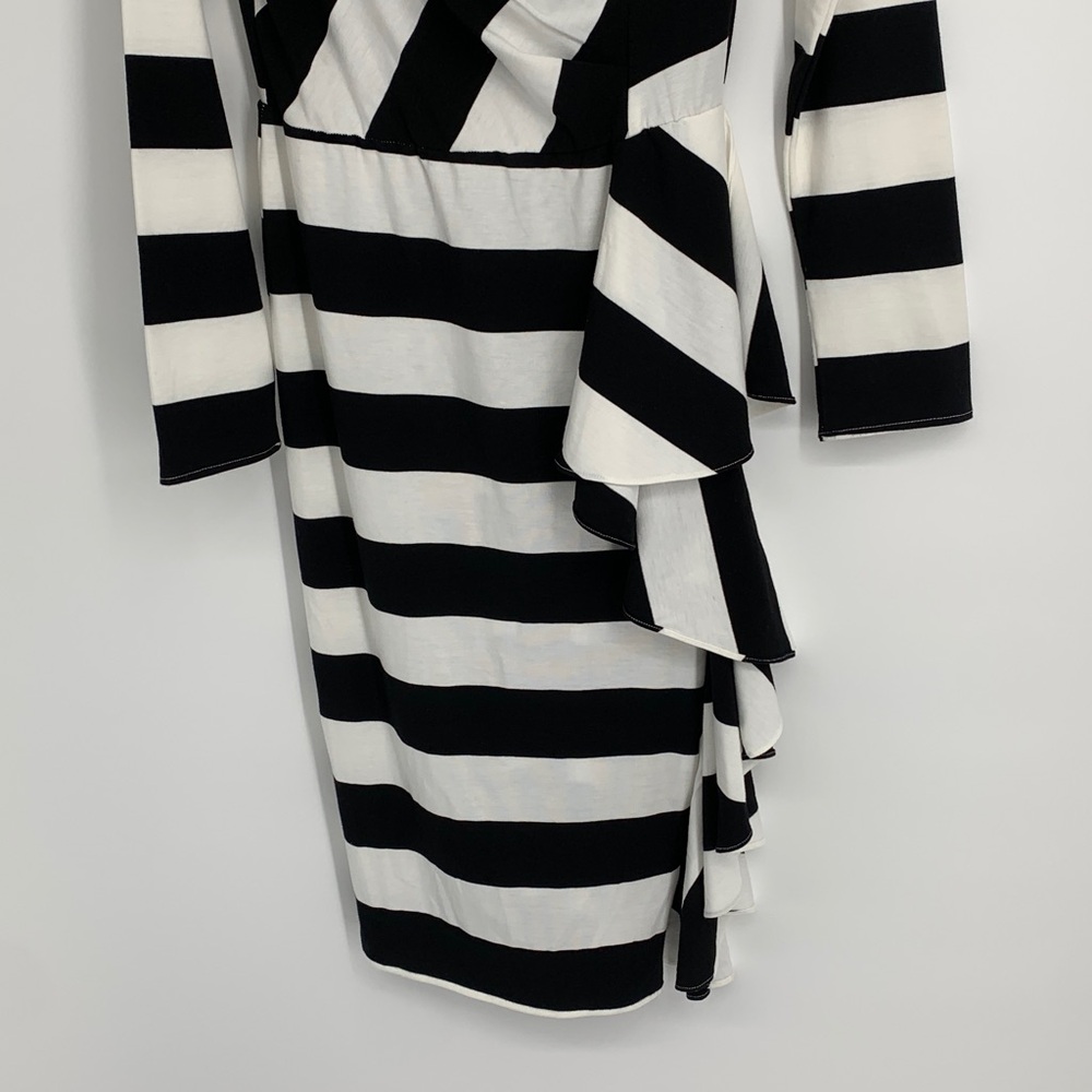 Sz M Women’s Chic Striped Long Sleeve Dress black and White Used - Picture 6 of 10